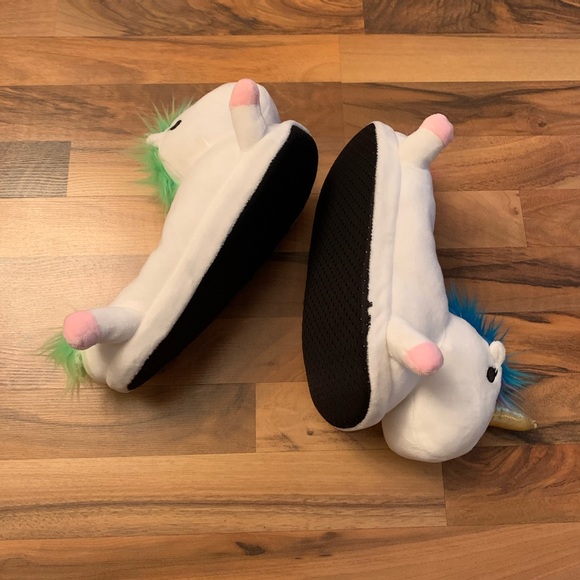 ✨Host Pick✨NWOT Unicorn Slippers - Picture 5 of 6